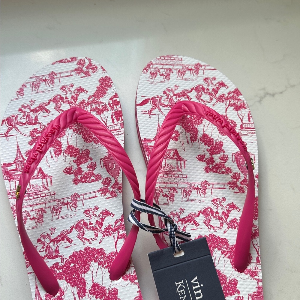 NWT Vineyard Vines Flipflops - Picture 2 of 7